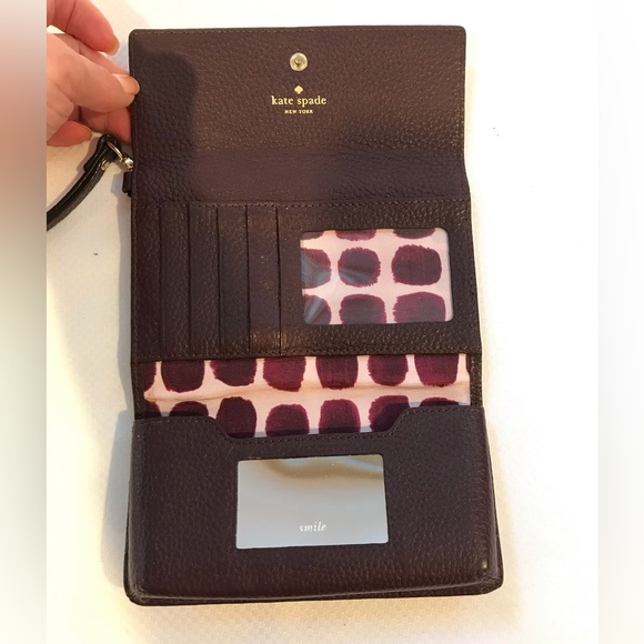 Kate Spade IPhone Case Wristlet Leather Wallet Pre- owned very good condition - Picture 2 of 8